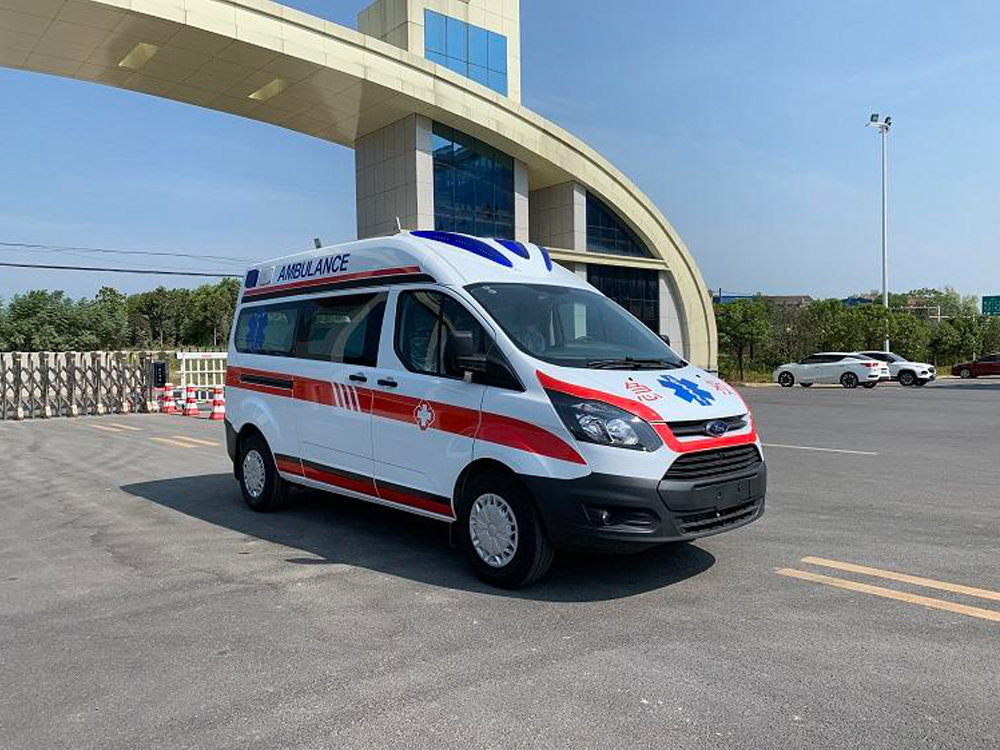 國六新全順V362中軸中頂負(fù)壓救護(hù)車 國六新全順V362中軸中頂負(fù)壓救護(hù)車